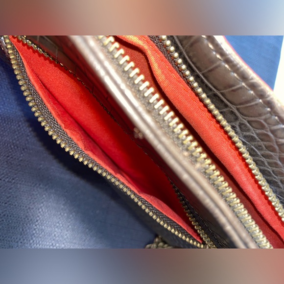 Faux Croc Red and Cheetah Tassle Crossbody - Picture 3 of 7